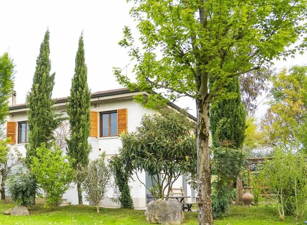 アパート Tenuta Oasi Del Cavallo ソンマカンパーニャ イタリア